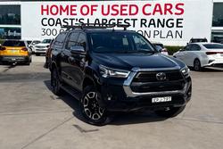 2021 Toyota Hilux SR5