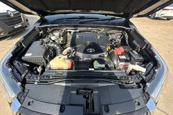 2021 Toyota Hilux SR5