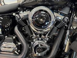 2026 Harley-Davidson Heritage Classic 117 (FLHC) Softail Grey