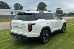 2025 KGM Torres EVX