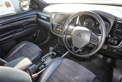 2018 Mitsubishi Outlander ES