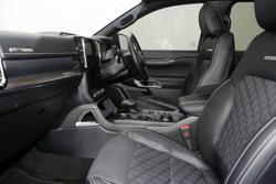 2025 Ford Everest Platinum