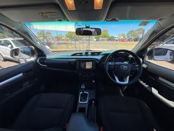 2019 Toyota Hilux SR5 GUN126R 4X4 Dual Range Glacier White