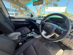 2019 Toyota Hilux SR5 GUN126R 4X4 Dual Range Glacier White