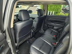 2020 Mitsubishi Outlander Exceed