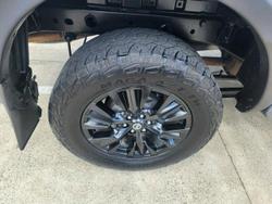 2018 Nissan Navara ST Black Edition