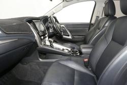 2022 Mitsubishi Pajero Sport Exceed