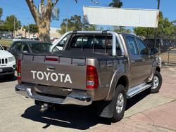 2006 Toyota Hilux SR5 KUN26R MY05 4X4 Bronze