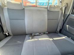 2006 Toyota Hilux SR5 KUN26R MY05 4X4 Bronze