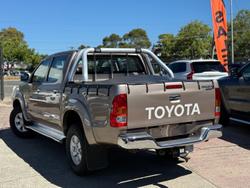 2006 Toyota Hilux SR5 KUN26R MY05 4X4 Bronze