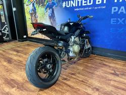 2022 Ducati STREETFIGHTER V4 S Black