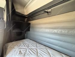 2022 Freightliner Cascadia White