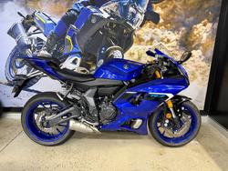 2025 Yamaha YZF-R7LA BLUE