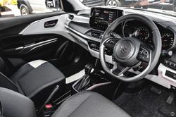 2026 Suzuki Swift Hybrid GLX