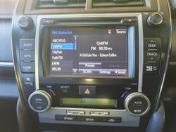 2017 Toyota Camry Atara SL ASV50R Silver Pearl