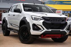 2025 Isuzu D-MAX BLADE