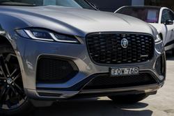 2024 Jaguar F-PACE P250 R-Dynamic SE