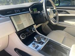 2024 Jaguar F-PACE P250 R-Dynamic SE