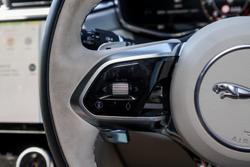 2024 Jaguar F-PACE P250 R-Dynamic SE