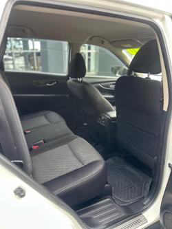 2017 Nissan X-TRAIL ST