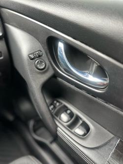 2017 Nissan X-TRAIL ST