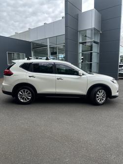 2017 Nissan X-TRAIL ST