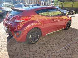 2017 Hyundai Veloster FS5 Series II Veloster Red