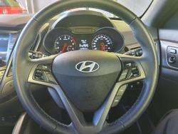 2017 Hyundai Veloster FS5 Series II Veloster Red