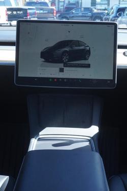 2023 Tesla Model Y Rear-Wheel Drive