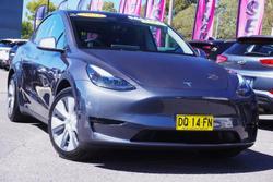 2023 Tesla Model Y Rear-Wheel Drive