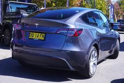 2023 Tesla Model Y Rear-Wheel Drive