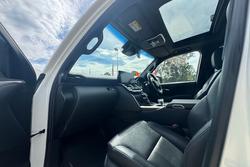 2022 Toyota Landcruiser VX