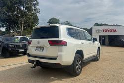 2022 Toyota Landcruiser VX