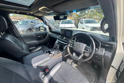 2022 Toyota Landcruiser VX