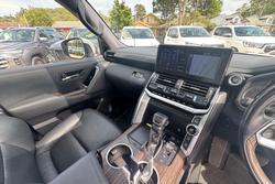 2022 Toyota Landcruiser VX