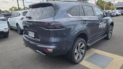 2025 Isuzu MU-X LS-T