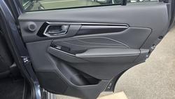 2025 Isuzu MU-X LS-T