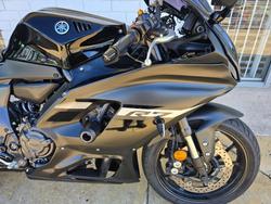 2024 YAMAHA YZF-R7LA Black