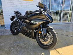 2024 YAMAHA YZF-R7LA Black