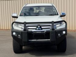 2022 Mitsubishi Pajero Sport GLX