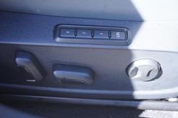 2025 CUPRA Leon VZx
