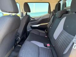 2023 Nissan Navara ST