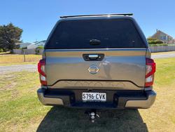 2023 Nissan Navara ST
