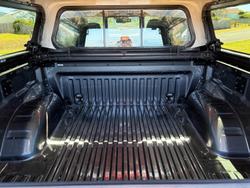 2023 Nissan Navara ST