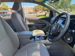 2019 Kia Carnival S YP MY19 Silky Silver