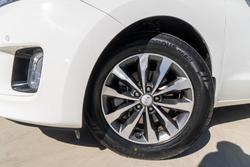 2018 Kia Carnival SLi