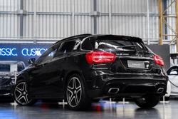 2015 Mercedes-Benz GLA-Class GLA200 CDI X156 Cosmos Black