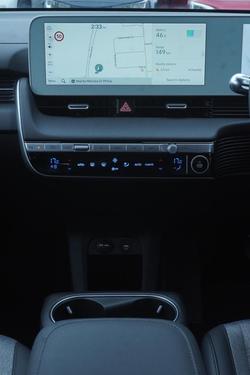 2023 Hyundai IONIQ 5 Essential