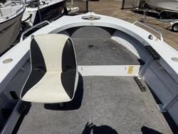 2013 QUINTREX 470 Top Ender