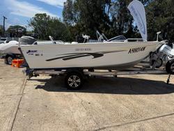 2013 QUINTREX 470 Top Ender